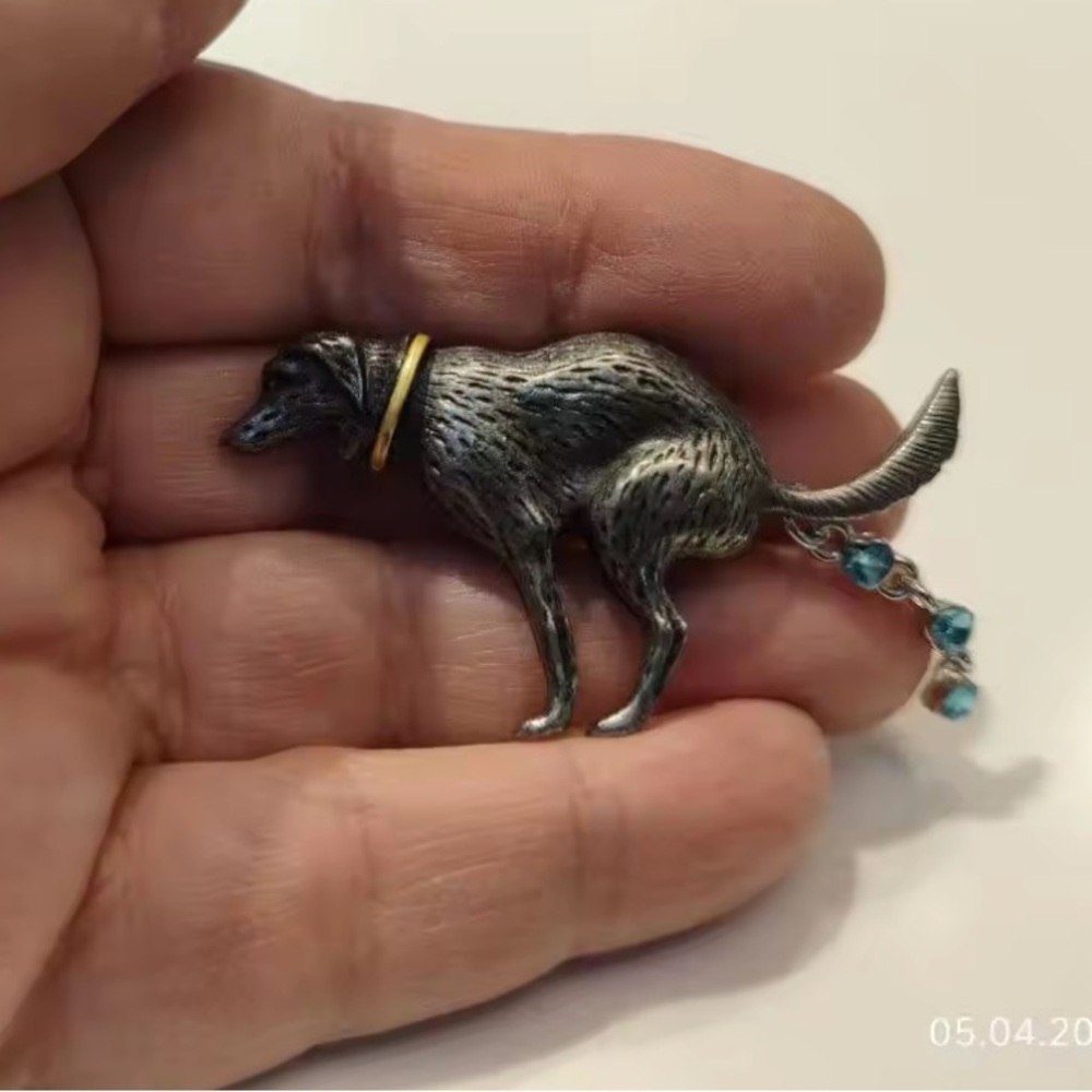 Pooping Dog Crystal Brooch